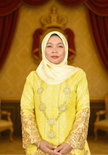 to-puan-zam-zarina-undang-naning